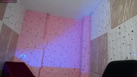 emmy_durant online show from October 29, 8:10 pm