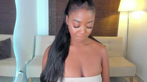 emmy_jacksson online show from February 13, 11:47 pm