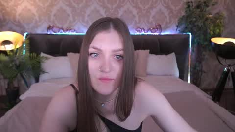 E M M Y online show from February 25, 6:47 am