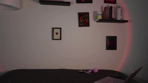 Snapshot of emorisplash chatting on December 3, 5:33 pm Emori Splash online show from December 3, 5:33 pm