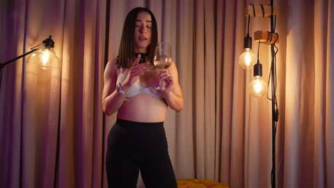 Eimi3 online show from October 6, 6:16 pm