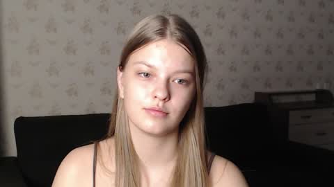 EmySway online show from December 6, 6:50 pm