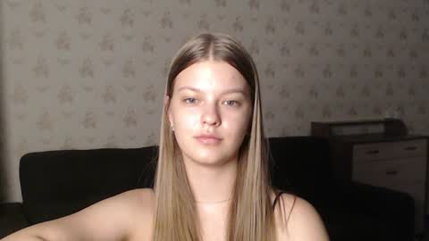 EmySway online show from December 28, 5:46 pm