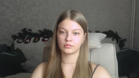 EmySway online show from January 4, 2:14 pm