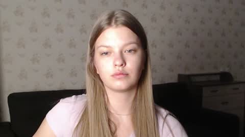 EmySway online show from January 21, 1:39 am