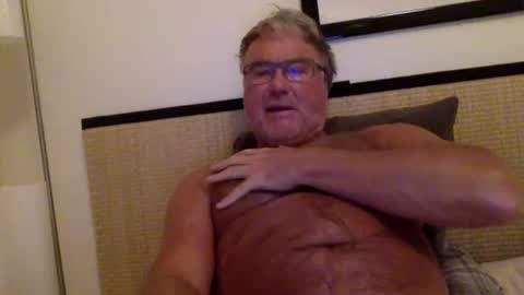 Snapshot of endurado chatting on October 23, 7:56 pm endurado online show from October 23, 7:56 pm