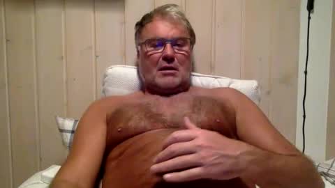 Snapshot of endurado chatting on October 25, 8:36 pm endurado online show from October 25, 8:36 pm