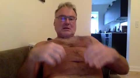 Snapshot of endurado chatting on November 25, 2:06 pm endurado online show from November 25, 2:06 pm