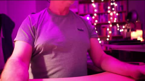 Snapshot of energybra chatting on November 22, 11:26 pm uk online show from November 22, 11:26 pm