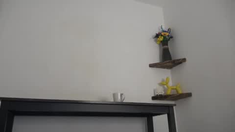 Snapshot of english_rose__ chatting on February 6, 12:26 pm Rosie online show from February 6, 12:26 pm