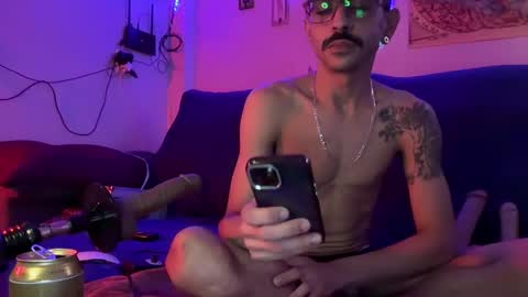 Luke online show from October 4, 8:12 am