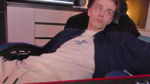 Enker online show from December 28, 9:40 pm