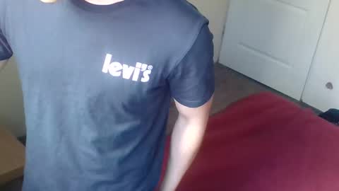 Snapshot of enoch98 chatting on March 6, 10:41 am enoch98 online show from March 6, 10:41 am