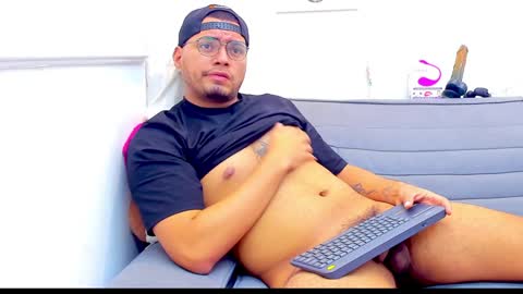 enrique online show from January 2, 5:50 pm