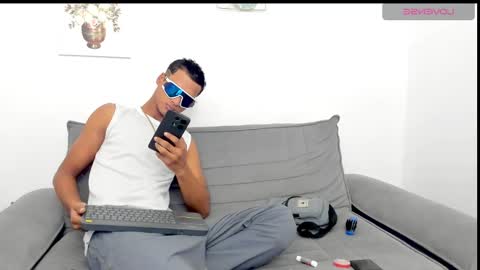 enrique online show from January 5, 3:45 pm