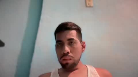 Enriquegc197 online show from February 19, 11:57 pm