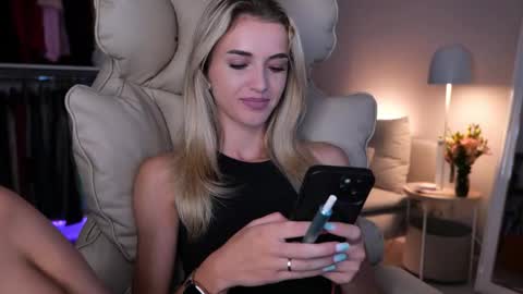 Snapshot of entya chatting on September 10, 5:40 am entya online show from September 10, 5:40 am