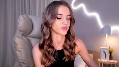 Snapshot of entya chatting on October 17, 6:27 am entya online show from October 17, 6:27 am