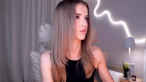 Snapshot of entya chatting on October 28, 6:39 am entya online show from October 28, 6:39 am