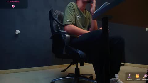 EnzoRace online show from October 6, 4:54 am