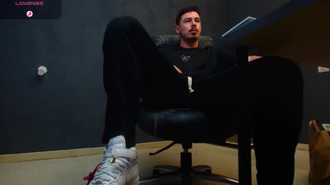 EnzoRace online show from October 27, 5:44 am