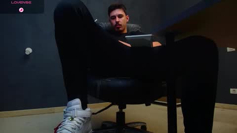 EnzoRace online show from October 31, 7:09 am