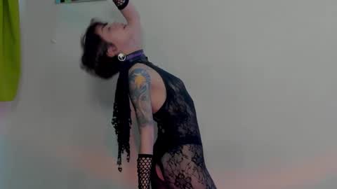 Snapshot of ephemeral_hot chatting on December 12, 9:04 pm Leyla online show from December 12, 9:04 pm