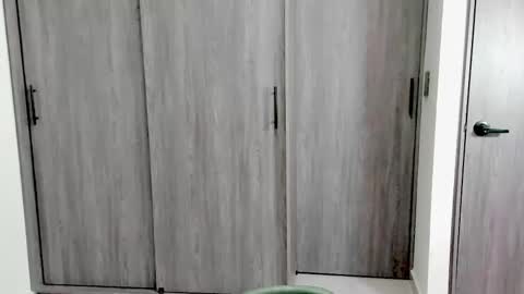 Snapshot of ephemeral_hot chatting on October 8, 8:28 pm Leyla online show from October 8, 8:28 pm