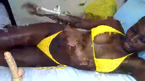 Snapshot of ephy03 chatting on November 19, 10:48 am ephy03 online show from November 19, 10:48 am