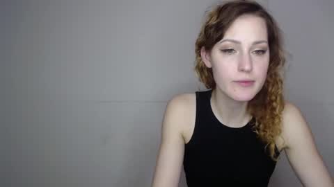 Erdbeeren mit Sahne online show from January 12, 12:01 pm