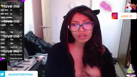 Snapshot of eren_mikasa chatting on January 20, 4:12 pm sofia online show from January 20, 4:12 pm