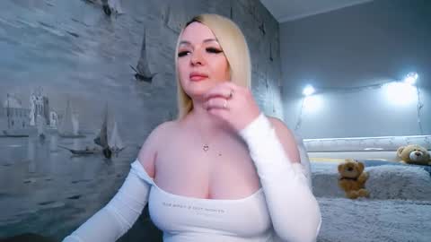 erencia online show from February 21, 11:01 am