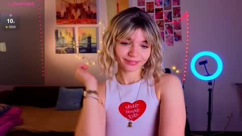 Erica Winterr online show from January 26, 5:56 am