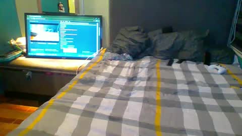 Snapshot of ericareh chatting on September 17, 5:09 am ericareh online show from September 17, 5:09 am