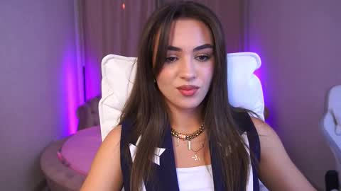 Erica online show from September 8, 2:16 pm