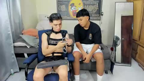 Snapshot of erick_de_rossee chatting on November 1, 3:30 am erick_de_rossee online show from November 1, 3:30 am