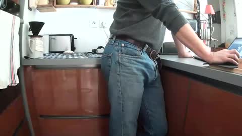 Snapshot of ericstephcam31 chatting on October 8, 9:18 am Steph et Eric online show from October 8, 9:18 am