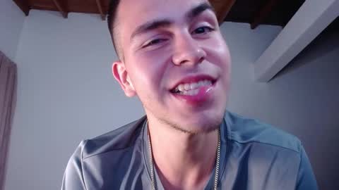 Erik rodriguez online show from January 15, 4:57 am