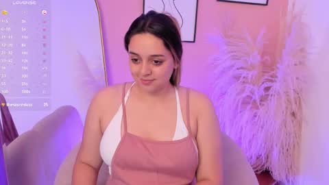 Erika Mendez online show from October 4, 8:40 pm