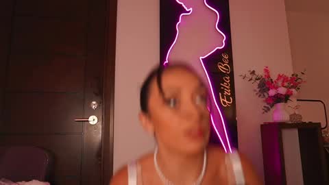 Venus Skye online show from October 9, 8:07 pm