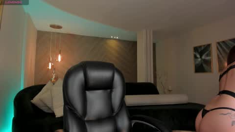 Erika Benz online show from November 7, 12:16 pm