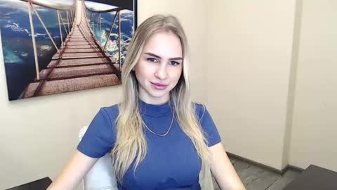 Erika online show from December 12, 1:17 pm