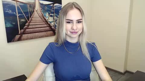 Erika online show from December 17, 12:22 pm