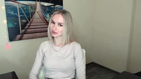 Erika online show from February 13, 1:05 pm