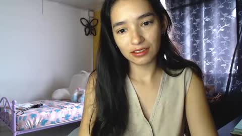 erina_1 online show from February 26, 3:41 pm