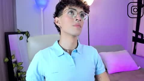   online show from November 11, 11:21 am