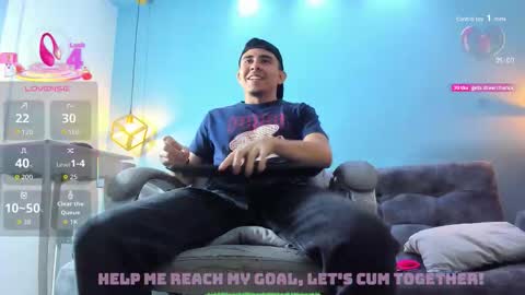 Snapshot of eross_santy chatting on October 12, 12:48 pm Eross online show from October 12, 12:48 pm