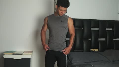 Snapshot of erosscott chatting on December 10, 6:38 pm Eros online show from December 10, 6:38 pm