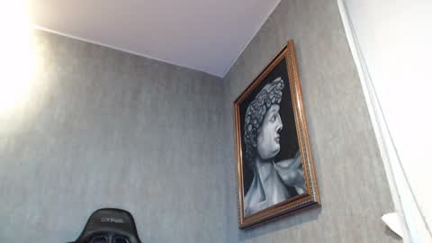 Snapshot of erossteel chatting on January 18, 11:00 pm erossteel online show from January 18, 11:00 pm