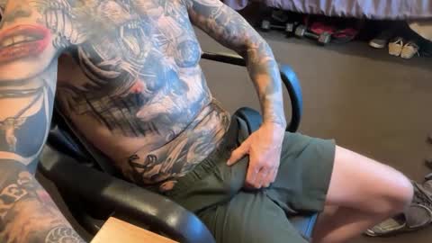 Snapshot of eroticcloseups chatting on October 6, 8:39 pm Erotic CloseUps online show from October 6, 8:39 pm